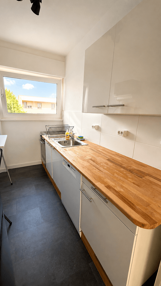 Predaj bytu 3-izbový 58 m², Frankfurt am Main, Hesensko Predaj bytu 3-izbový 58 m², Frankfurt am Main, Hesensko