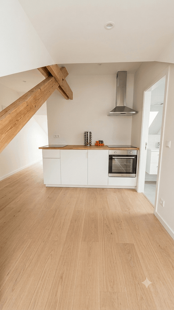 Prenájom bytu 2-izbový 40 m², Adalbertsteinweg 111, Aachen, Severné Porýnie - Westfálsko Prenájom bytu 2-izbový 40 m², Adalbertsteinweg 111, Aachen, Severné Porýnie - Westfálsko
