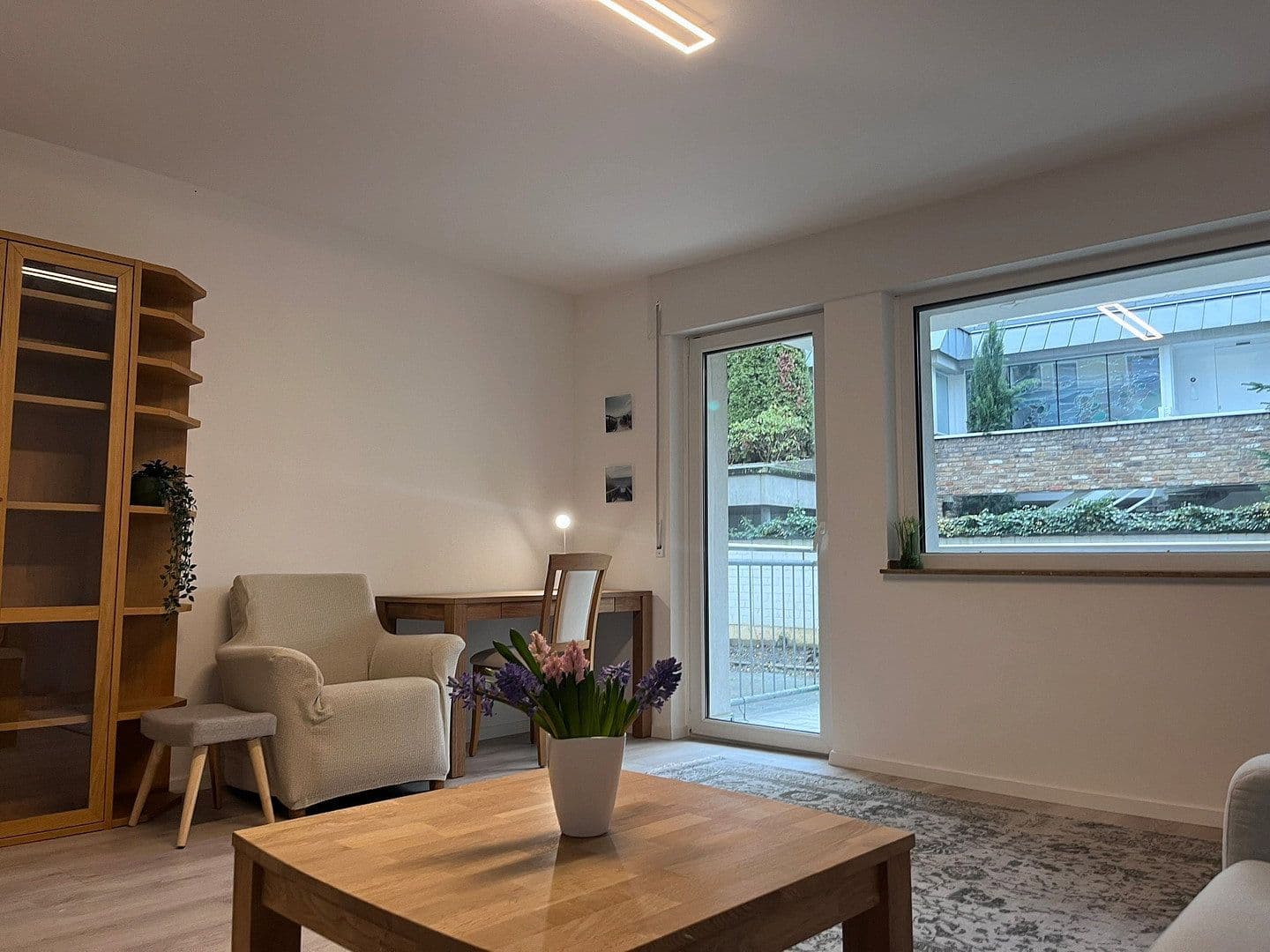 Prenájom bytu 2-izbový 62 m², Düsseldorfer Straße 37, Köln, Severné Porýnie - Westfálsko Prenájom bytu 2-izbový 62 m², Düsseldorfer Straße 37, Köln, Severné Porýnie - Westfálsko