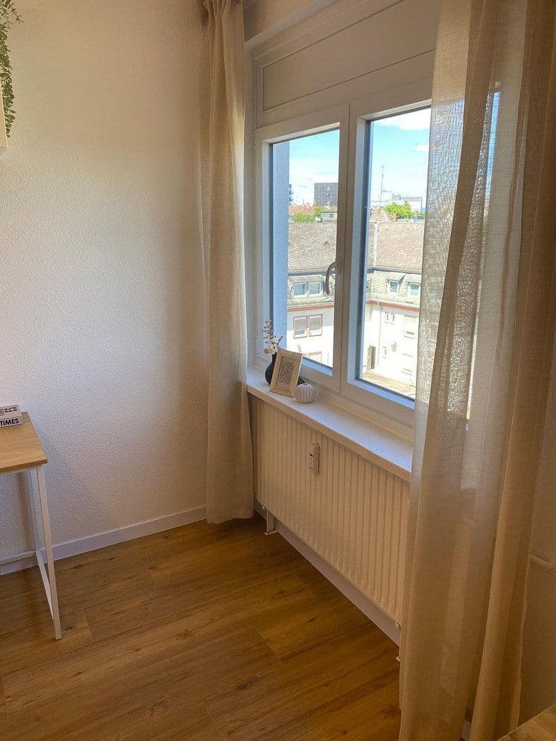 Prenájom bytu 1-izbový 20 m², Mainz, Porýnie-Falcko Prenájom bytu 1-izbový 20 m², Mainz, Porýnie-Falcko