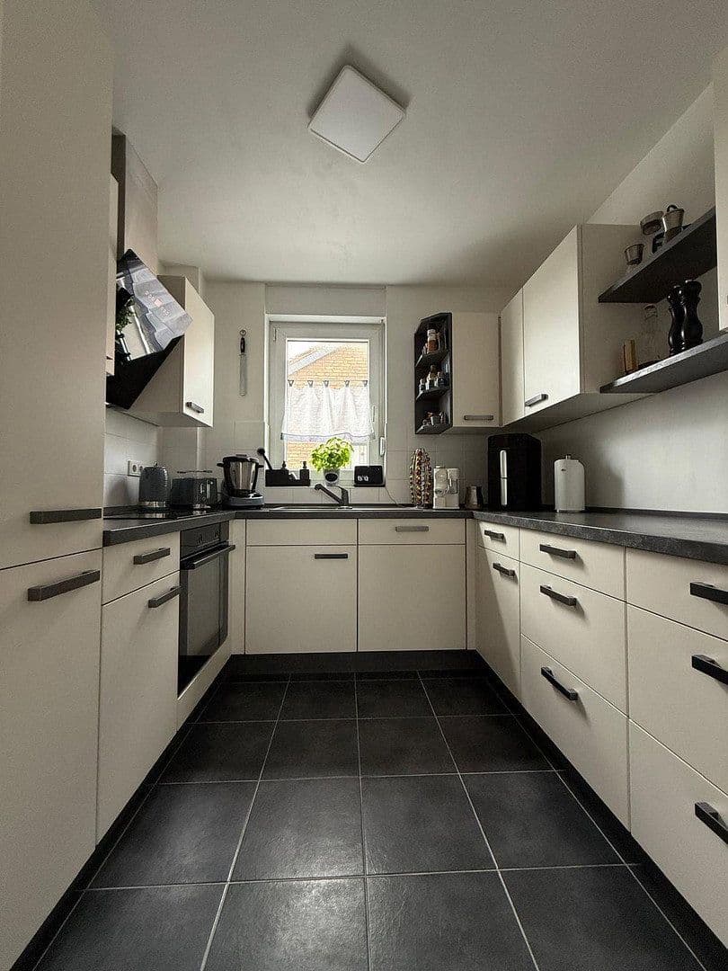 Predaj bytu 3-izbový 85 m², Cologne, Severné Porýnie - Westfálsko Predaj bytu 3-izbový 85 m², Cologne, Severné Porýnie - Westfálsko