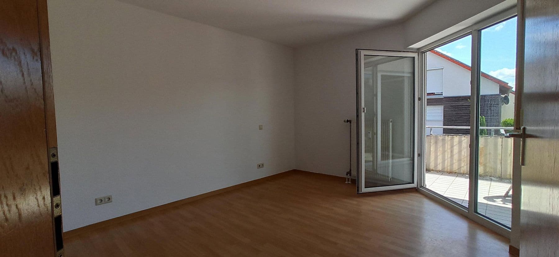 Predaj bytu 3-izbový 94 m², Linkenheim-Hochstetten, Bádensko-Wurttembersko Predaj bytu 3-izbový 94 m², Linkenheim-Hochstetten, Bádensko-Wurttembersko