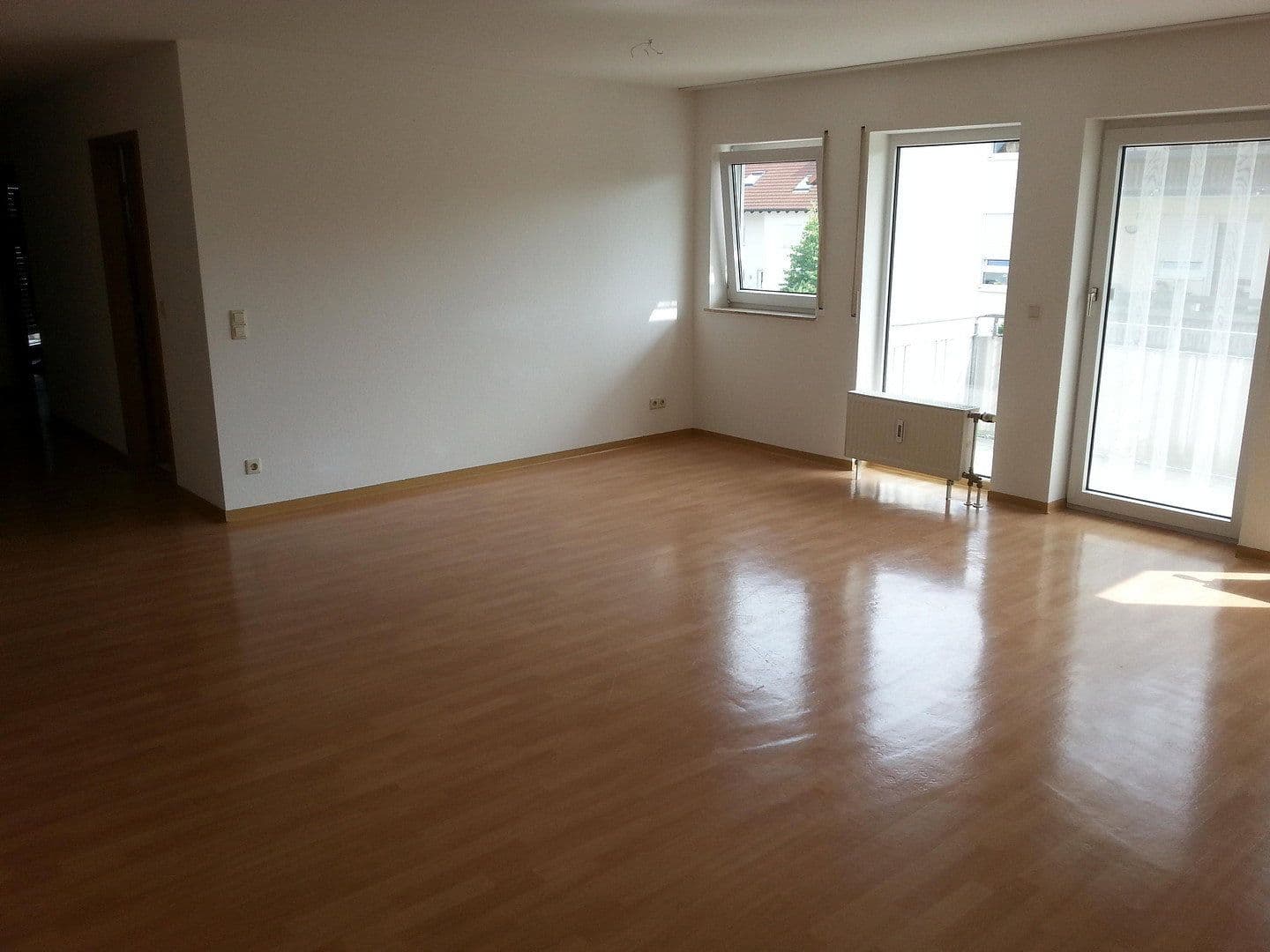 Predaj bytu 3-izbový 94 m², Linkenheim-Hochstetten, Bádensko-Wurttembersko Predaj bytu 3-izbový 94 m², Linkenheim-Hochstetten, Bádensko-Wurttembersko