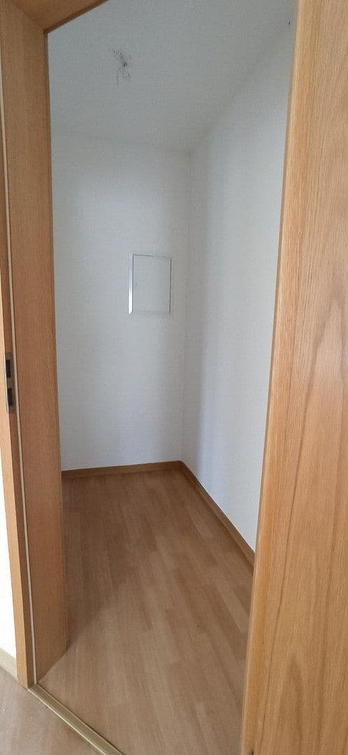 Predaj bytu 3-izbový 94 m², Linkenheim-Hochstetten, Bádensko-Wurttembersko Predaj bytu 3-izbový 94 m², Linkenheim-Hochstetten, Bádensko-Wurttembersko