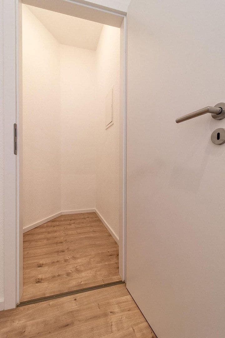 Prenájom bytu 2-izbový 62 m², Weststr. 52, Chemnitz, Sasko Prenájom bytu 2-izbový 62 m², Weststr. 52, Chemnitz, Sasko