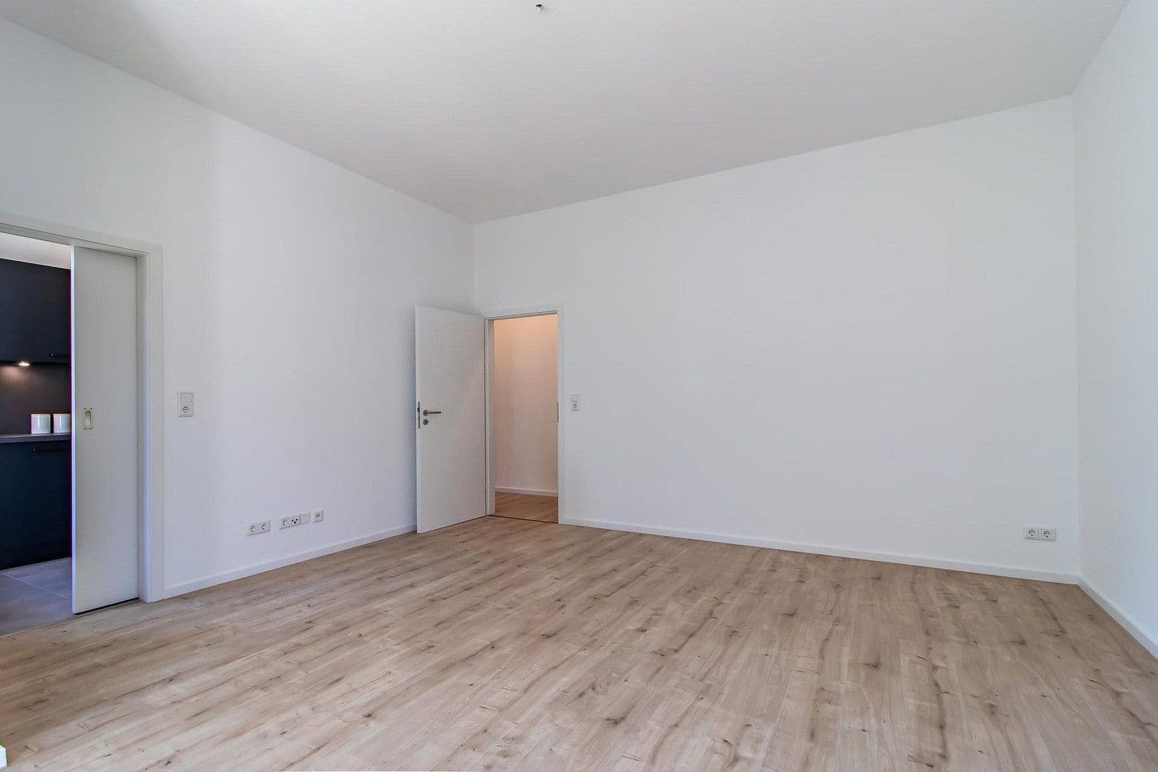Prenájom bytu 2-izbový 62 m², Weststr. 52, Chemnitz, Sasko Prenájom bytu 2-izbový 62 m², Weststr. 52, Chemnitz, Sasko