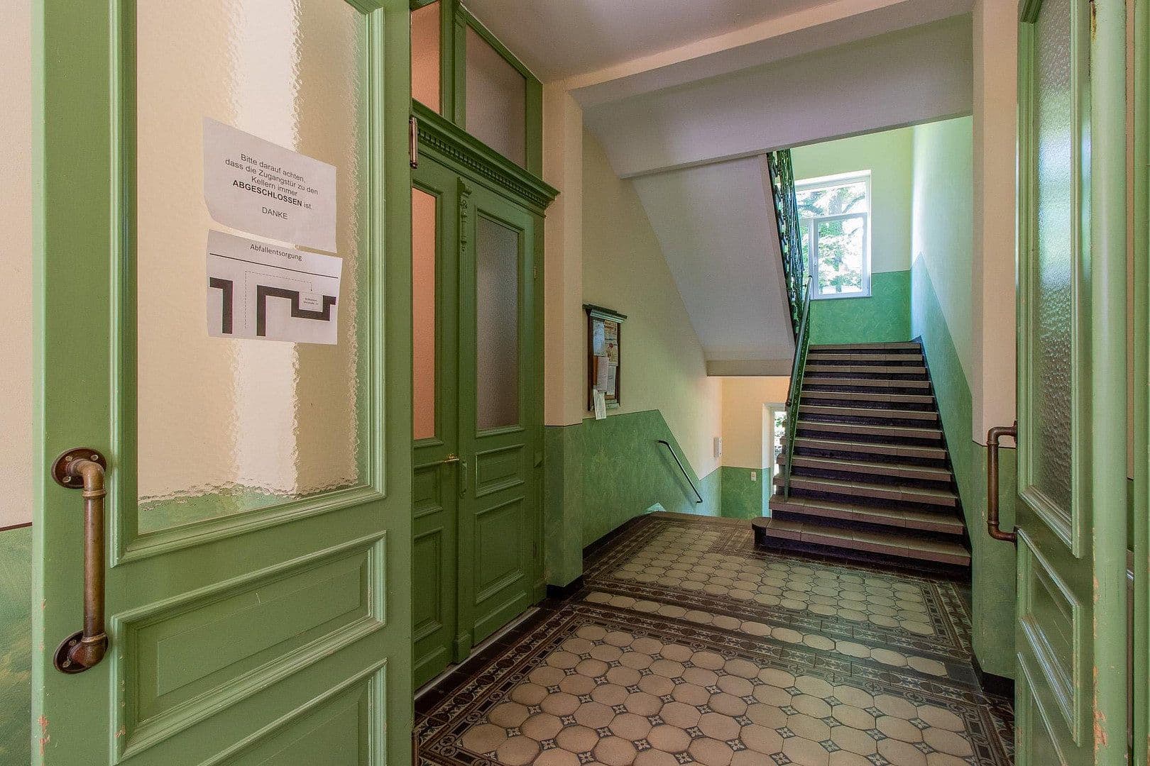 Prenájom bytu 2-izbový 62 m², Weststr. 52, Chemnitz, Sasko Prenájom bytu 2-izbový 62 m², Weststr. 52, Chemnitz, Sasko