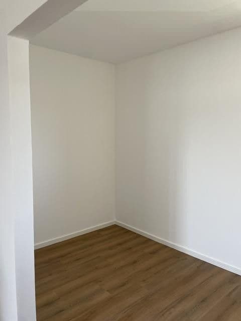 Prenájom bytu 1-izbový 40 m², Rheinallee 8, Bad Hönningen, Porýnie-Falcko Prenájom bytu 1-izbový 40 m², Rheinallee 8, Bad Hönningen, Porýnie-Falcko
