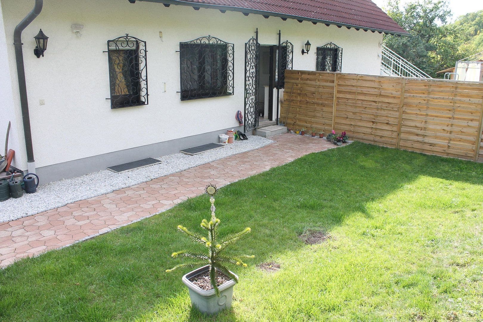 Prenájom bytu 3-izbový 104 m², Büchelbergweg 24, Sulzdorf an der Lederhecke, Bavorsko Prenájom bytu 3-izbový 104 m², Büchelbergweg 24, Sulzdorf an der Lederhecke, Bavorsko