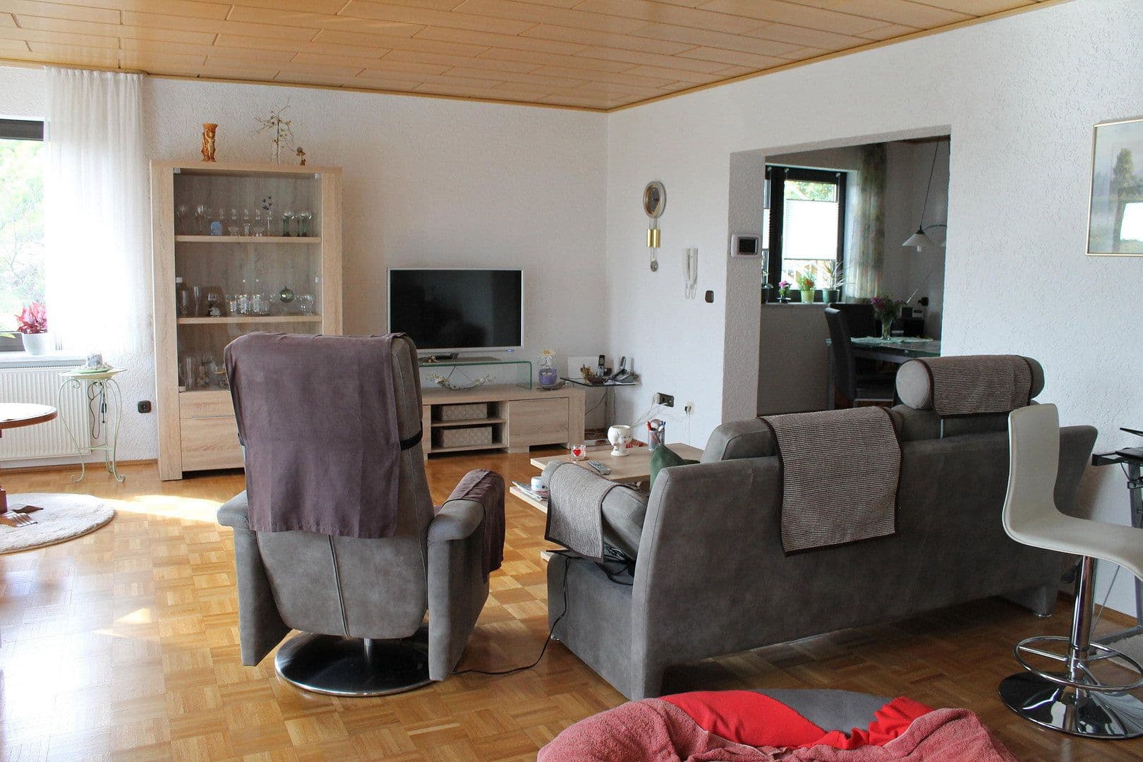 Prenájom bytu 3-izbový 104 m², Büchelbergweg 24, Sulzdorf an der Lederhecke, Bavorsko Prenájom bytu 3-izbový 104 m², Büchelbergweg 24, Sulzdorf an der Lederhecke, Bavorsko