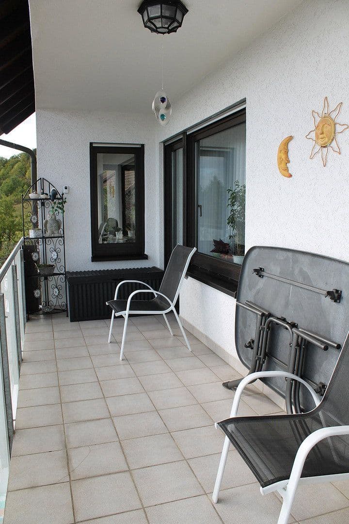 Prenájom bytu 3-izbový 104 m², Büchelbergweg 24, Sulzdorf an der Lederhecke, Bavorsko Prenájom bytu 3-izbový 104 m², Büchelbergweg 24, Sulzdorf an der Lederhecke, Bavorsko
