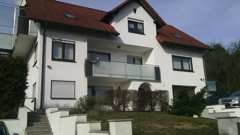 Prenájom bytu 3-izbový 104 m², Büchelbergweg 24, Sulzdorf an der Lederhecke, Bavorsko Prenájom bytu 3-izbový 104 m², Büchelbergweg 24, Sulzdorf an der Lederhecke, Bavorsko