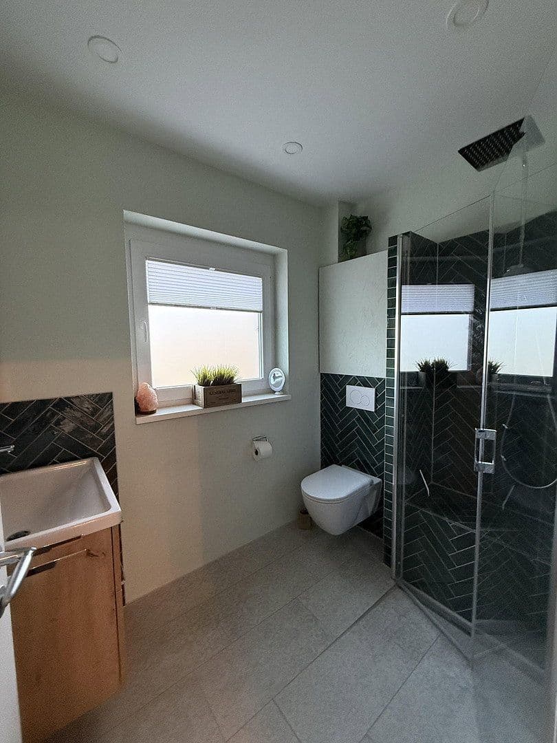 Predaj domu 112 m², pozemok 294 m², Emil-Lueken-Straße 15, Wilhelmshaven, Dolné Sasko Predaj domu 112 m², pozemok 294 m², Emil-Lueken-Straße 15, Wilhelmshaven, Dolné Sasko