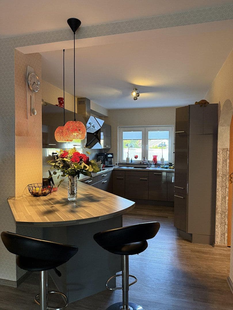 Predaj domu 112 m², pozemok 294 m², Emil-Lueken-Straße 15, Wilhelmshaven, Dolné Sasko Predaj domu 112 m², pozemok 294 m², Emil-Lueken-Straße 15, Wilhelmshaven, Dolné Sasko