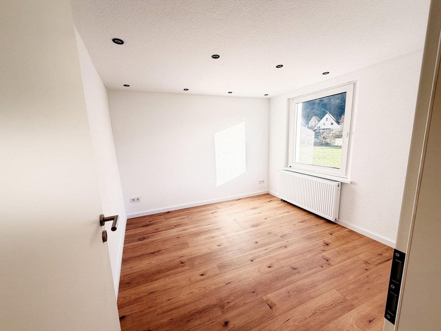 Predaj domu 167 m², pozemok 253 m², Adenauer Straße 23, Altenbeken, Severné Porýnie - Westfálsko Predaj domu 167 m², pozemok 253 m², Adenauer Straße 23, Altenbeken, Severné Porýnie - Westfálsko
