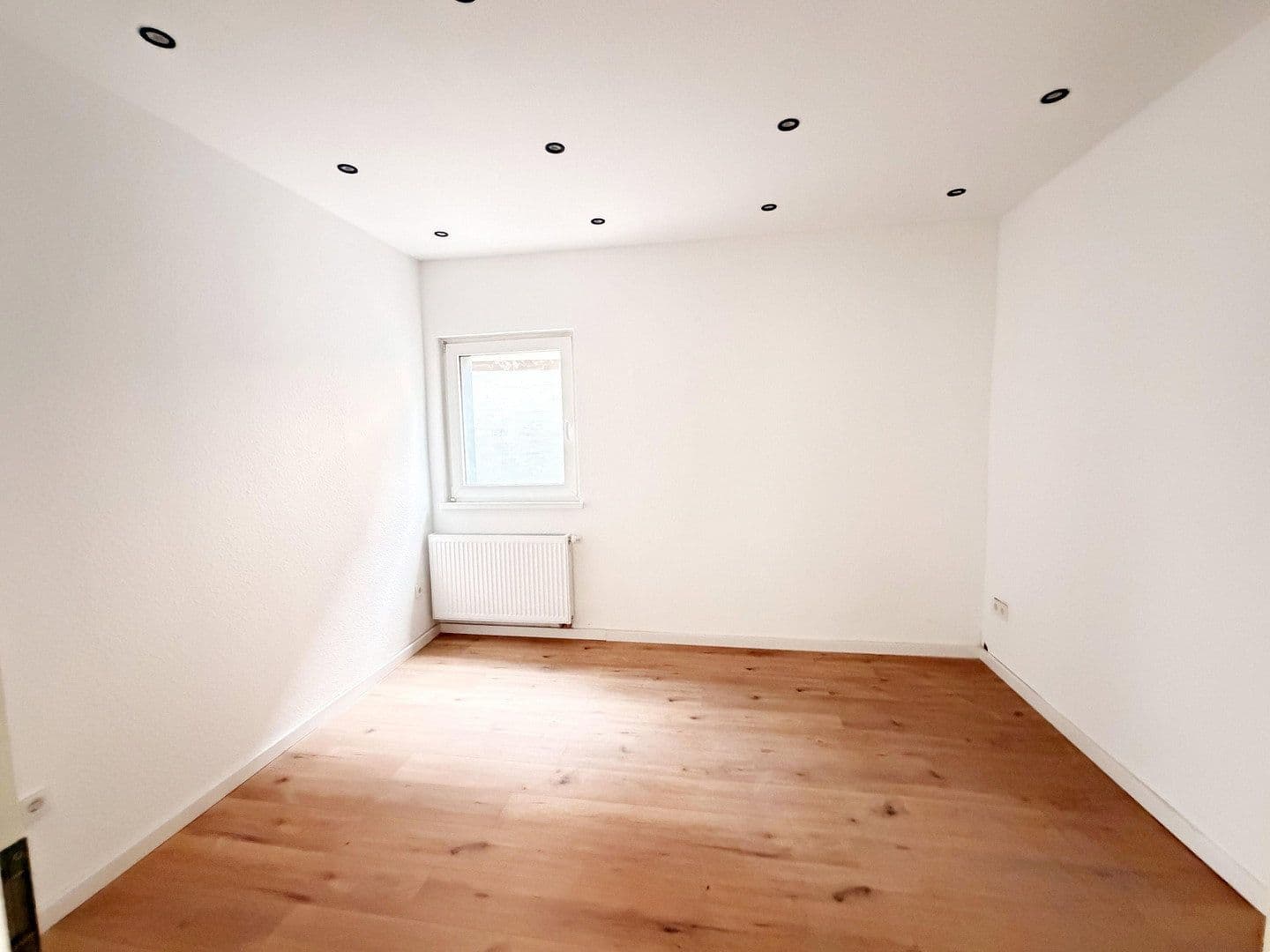 Predaj domu 167 m², pozemok 253 m², Adenauer Straße 23, Altenbeken, Severné Porýnie - Westfálsko Predaj domu 167 m², pozemok 253 m², Adenauer Straße 23, Altenbeken, Severné Porýnie - Westfálsko