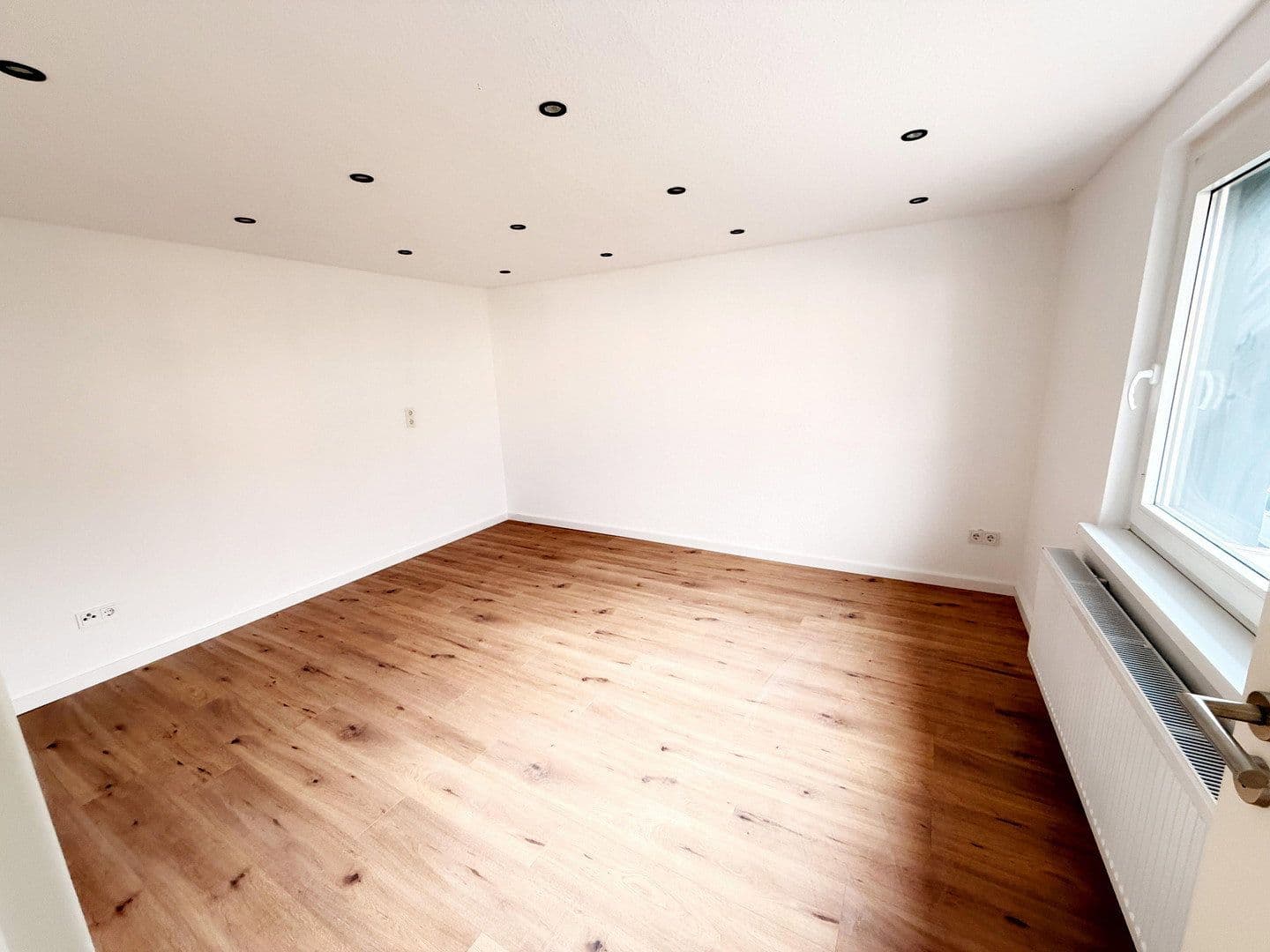Predaj domu 167 m², pozemok 253 m², Adenauer Straße 23, Altenbeken, Severné Porýnie - Westfálsko Predaj domu 167 m², pozemok 253 m², Adenauer Straße 23, Altenbeken, Severné Porýnie - Westfálsko