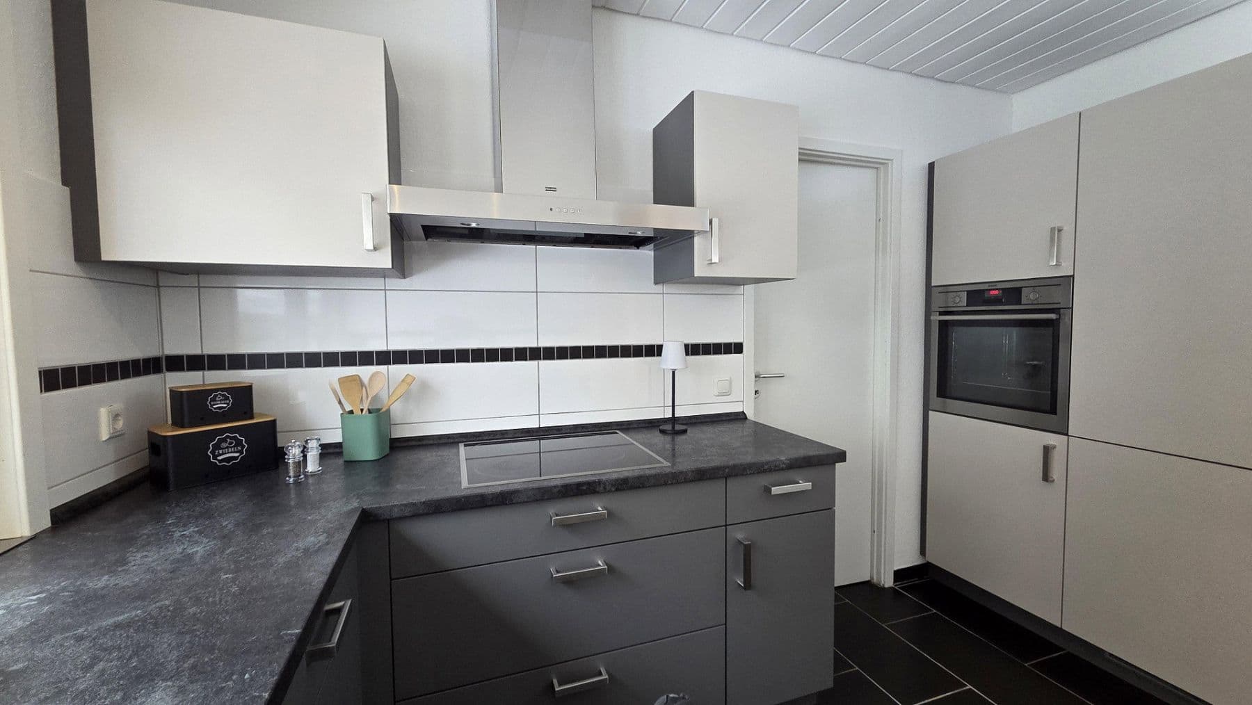 Predaj domu 100 m², pozemok 600 m², Buxtehude, Dolné Sasko Predaj domu 100 m², pozemok 600 m², Buxtehude, Dolné Sasko