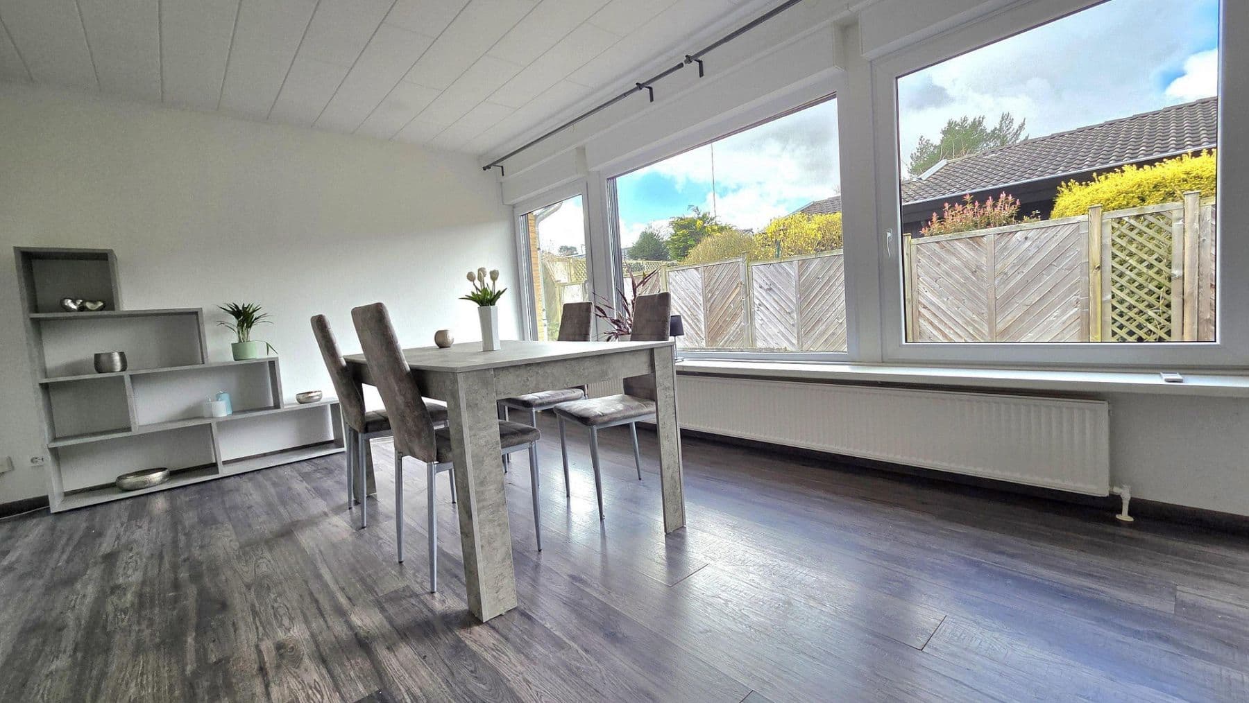 Predaj domu 100 m², pozemok 600 m², Buxtehude, Dolné Sasko Predaj domu 100 m², pozemok 600 m², Buxtehude, Dolné Sasko