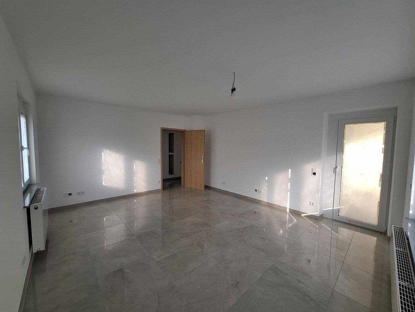 Predaj bytu 3-izbový 76 m², Albershausen, Bádensko-Wurttembersko Predaj bytu 3-izbový 76 m², Albershausen, Bádensko-Wurttembersko