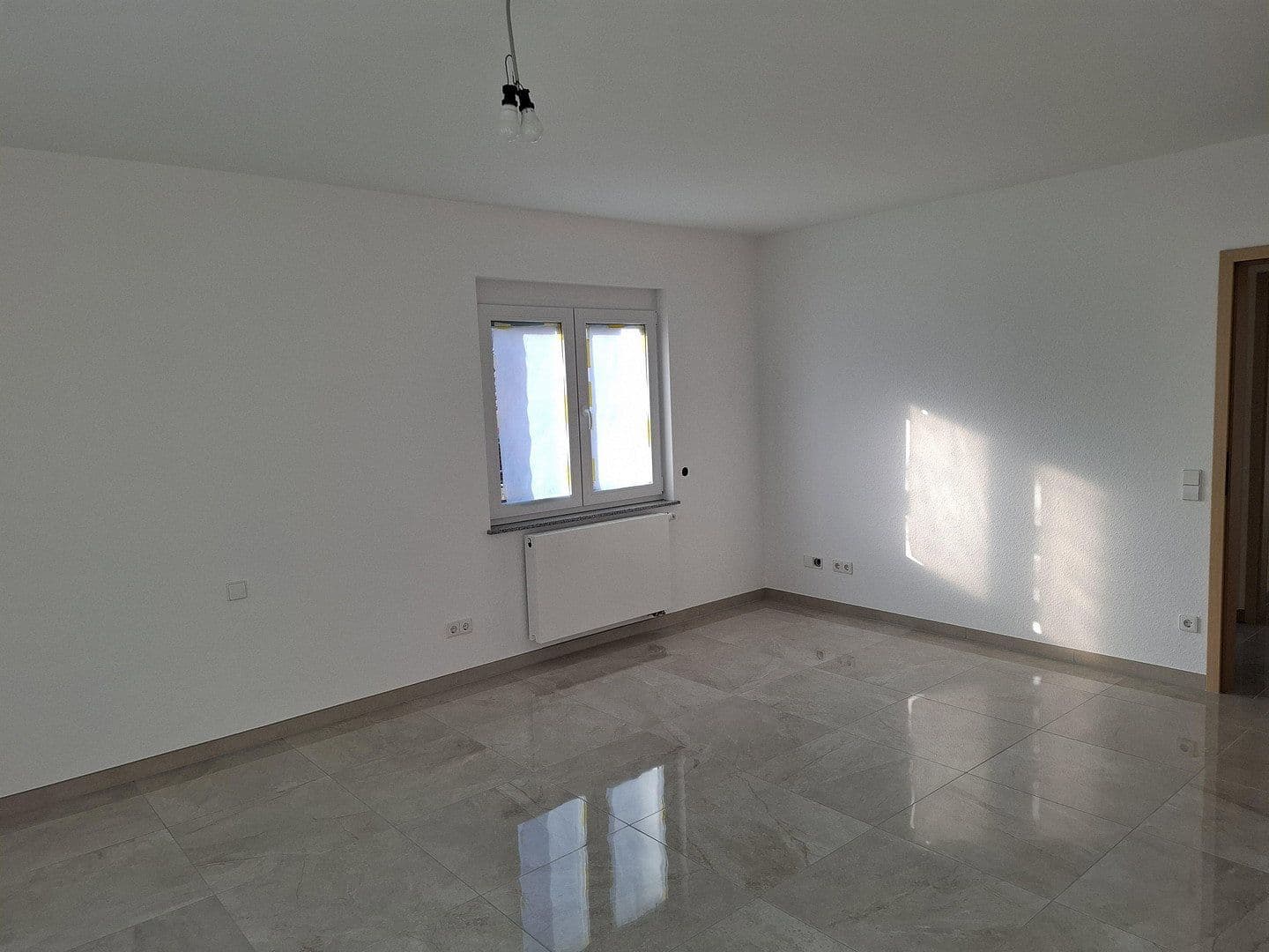 Predaj bytu 3-izbový 76 m², Albershausen, Bádensko-Wurttembersko Predaj bytu 3-izbový 76 m², Albershausen, Bádensko-Wurttembersko