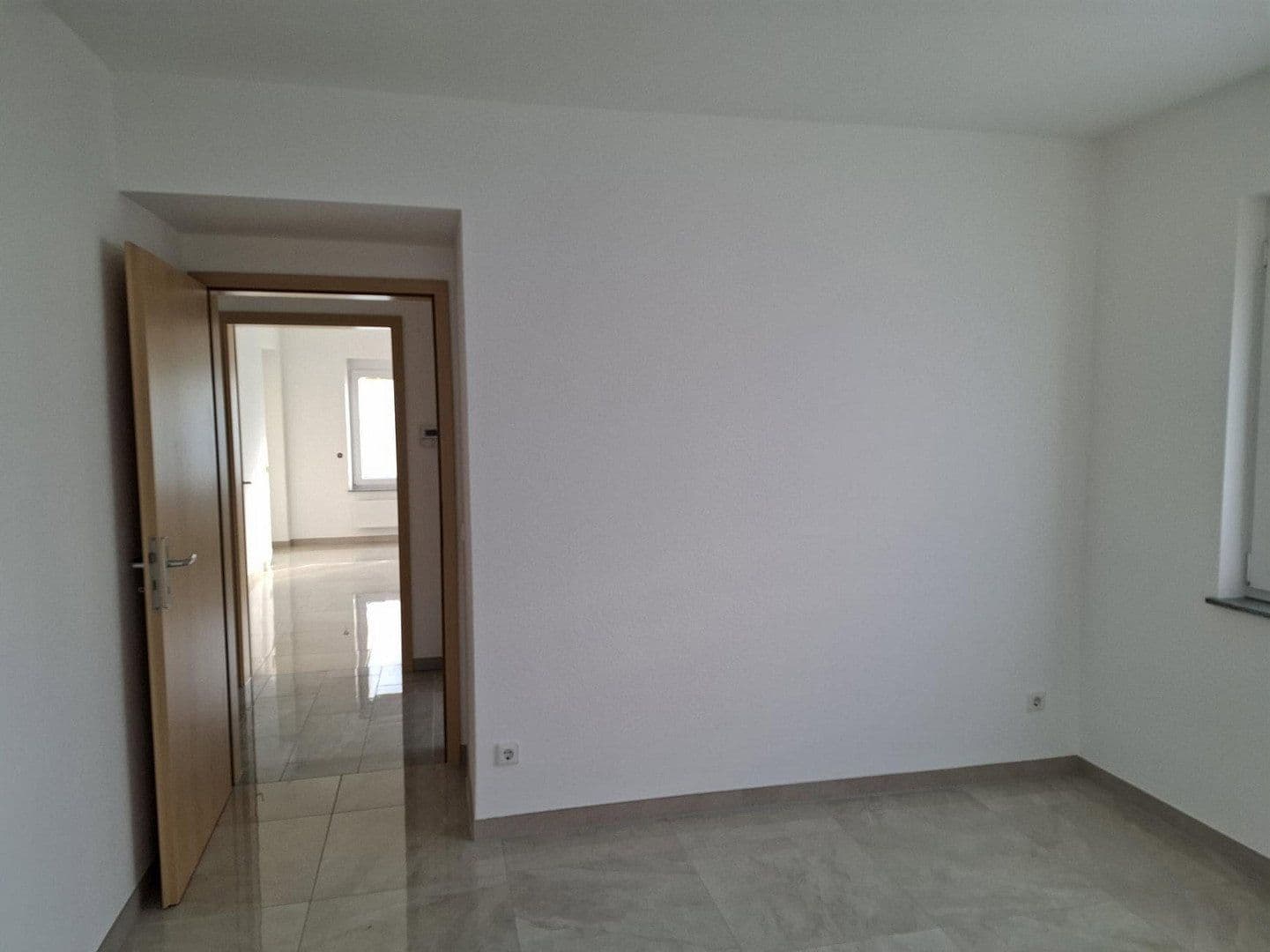 Predaj bytu 3-izbový 76 m², Albershausen, Bádensko-Wurttembersko Predaj bytu 3-izbový 76 m², Albershausen, Bádensko-Wurttembersko