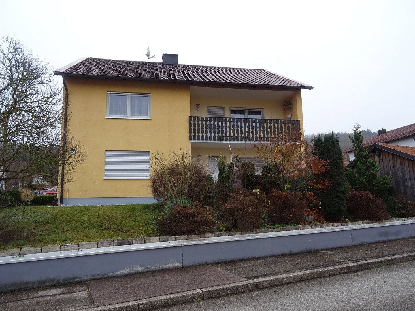 Prenájom domu 165 m², pozemok 596 m², Tannenstraße 2, Berching, Bavorsko Prenájom domu 165 m², pozemok 596 m², Tannenstraße 2, Berching, Bavorsko