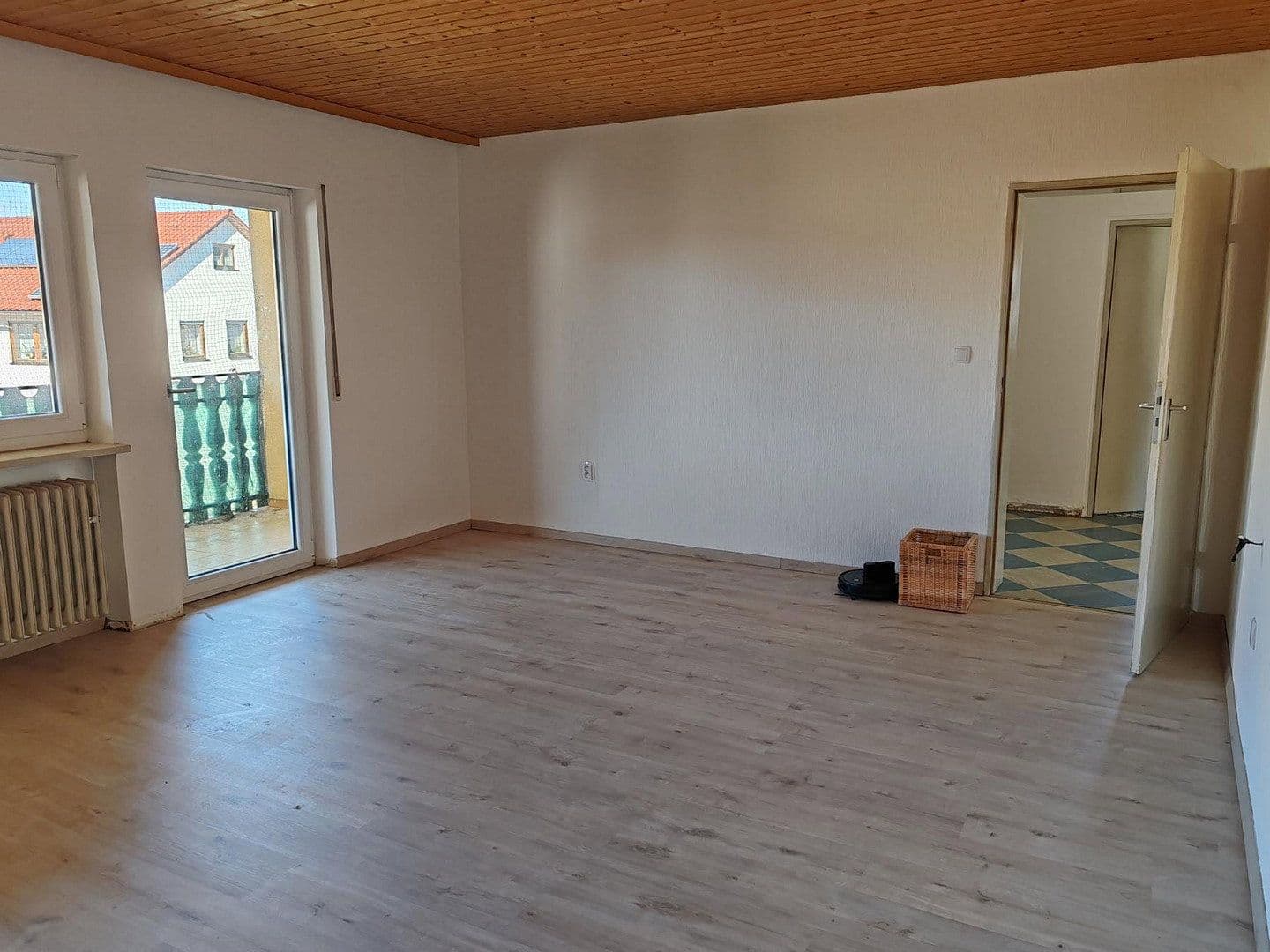 Prenájom domu 165 m², pozemok 596 m², Tannenstraße 2, Berching, Bavorsko Prenájom domu 165 m², pozemok 596 m², Tannenstraße 2, Berching, Bavorsko