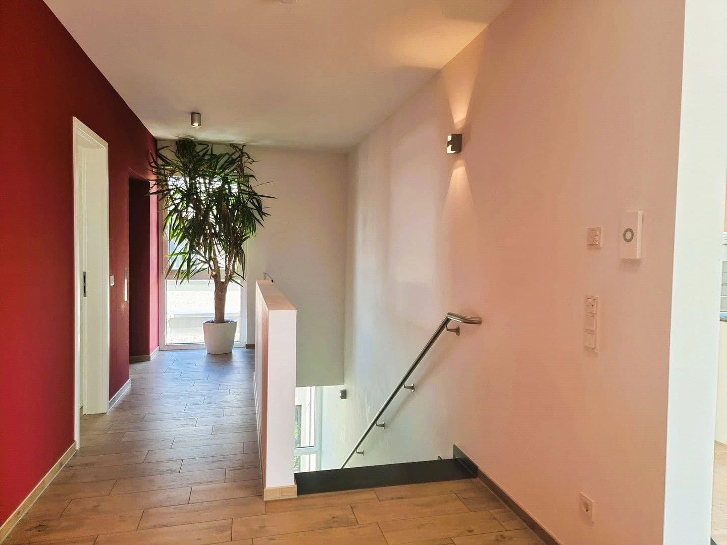 Prenájom bytu 3-izbový 130 m², Möhrendorf, Bavorsko Prenájom bytu 3-izbový 130 m², Möhrendorf, Bavorsko