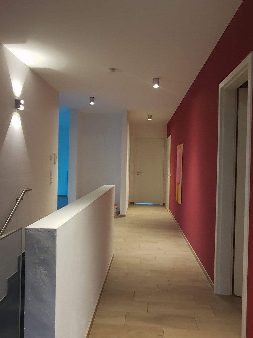 Prenájom bytu 3-izbový 130 m², Möhrendorf, Bavorsko Prenájom bytu 3-izbový 130 m², Möhrendorf, Bavorsko