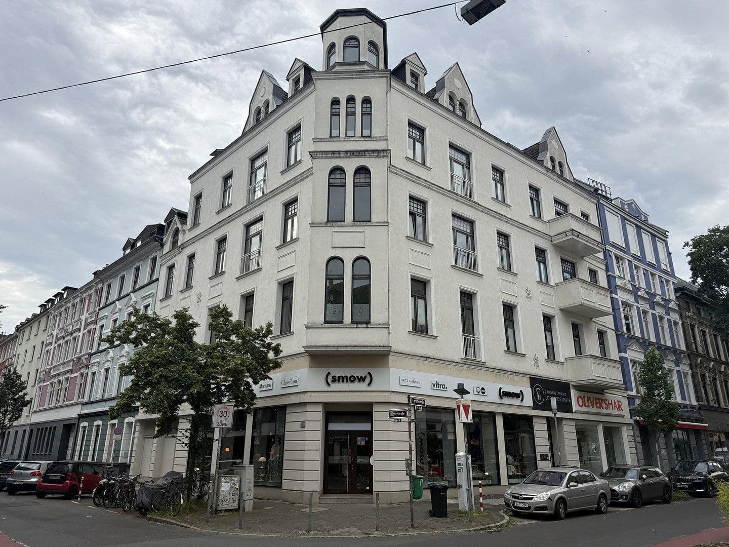 Predaj bytu 4-izbový 158 m², Düsseldorf, Severné Porýnie - Westfálsko Predaj bytu 4-izbový 158 m², Düsseldorf, Severné Porýnie - Westfálsko