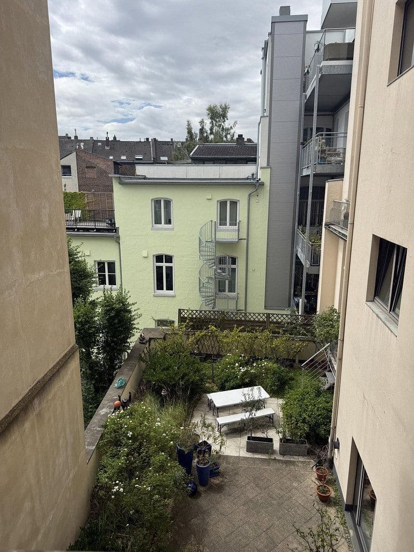 Predaj bytu 4-izbový 158 m², Düsseldorf, Severné Porýnie - Westfálsko Predaj bytu 4-izbový 158 m², Düsseldorf, Severné Porýnie - Westfálsko