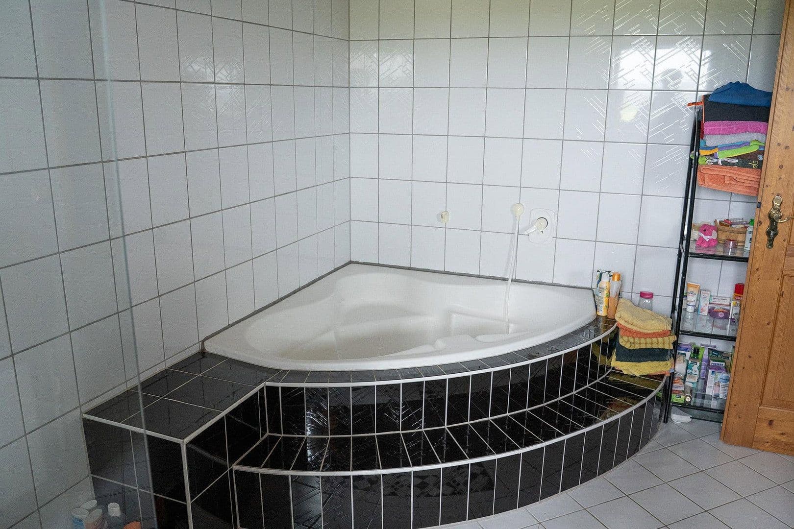 Predaj domu 180 m², pozemok 679 m², Laichingen, Bádensko-Wurttembersko Predaj domu 180 m², pozemok 679 m², Laichingen, Bádensko-Wurttembersko
