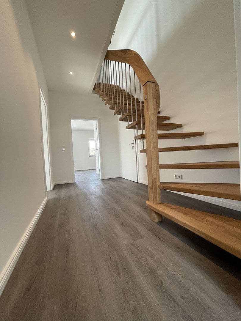 Prenájom bytu 3-izbový 82 m², Uphuser Heerstr. 92, Achim, Dolné Sasko Prenájom bytu 3-izbový 82 m², Uphuser Heerstr. 92, Achim, Dolné Sasko