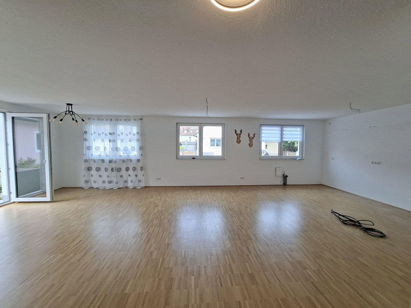 Prenájom domu 155 m², pozemok 16 m², Neureuter Hauptstraße 314, Karlsruhe, Bádensko-Wurttembersko Prenájom domu 155 m², pozemok 16 m², Neureuter Hauptstraße 314, Karlsruhe, Bádensko-Wurttembersko