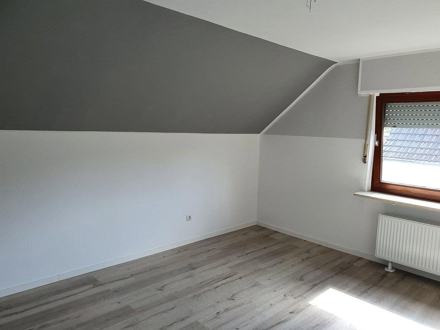 Prenájom bytu 2-izbový 66 m², Vettelschoß, Porýnie-Falcko Prenájom bytu 2-izbový 66 m², Vettelschoß, Porýnie-Falcko