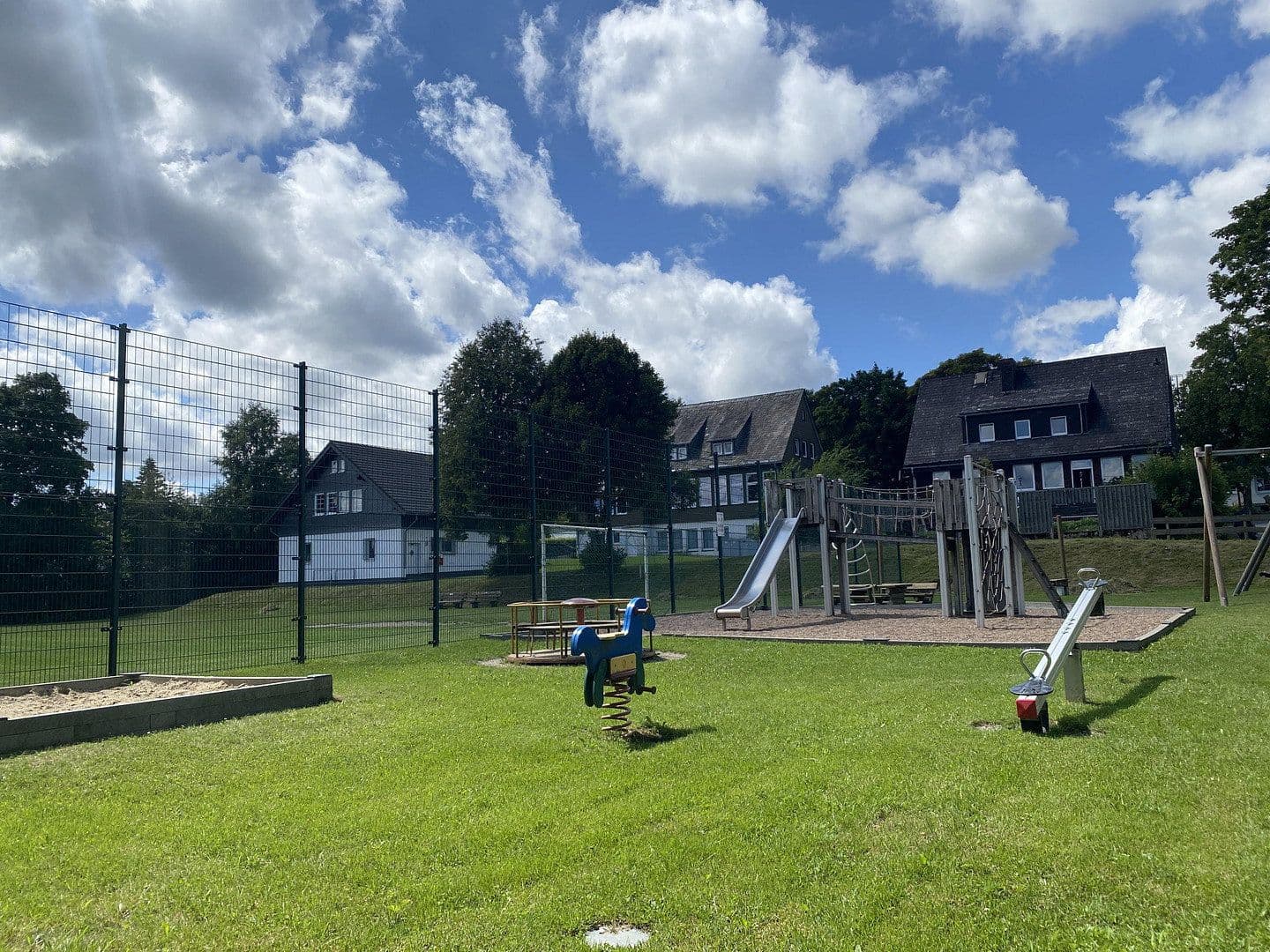 Prenájom bytu 2-izbový 58 m², Delleweg 21, Winterberg, Severné Porýnie - Westfálsko Prenájom bytu 2-izbový 58 m², Delleweg 21, Winterberg, Severné Porýnie - Westfálsko