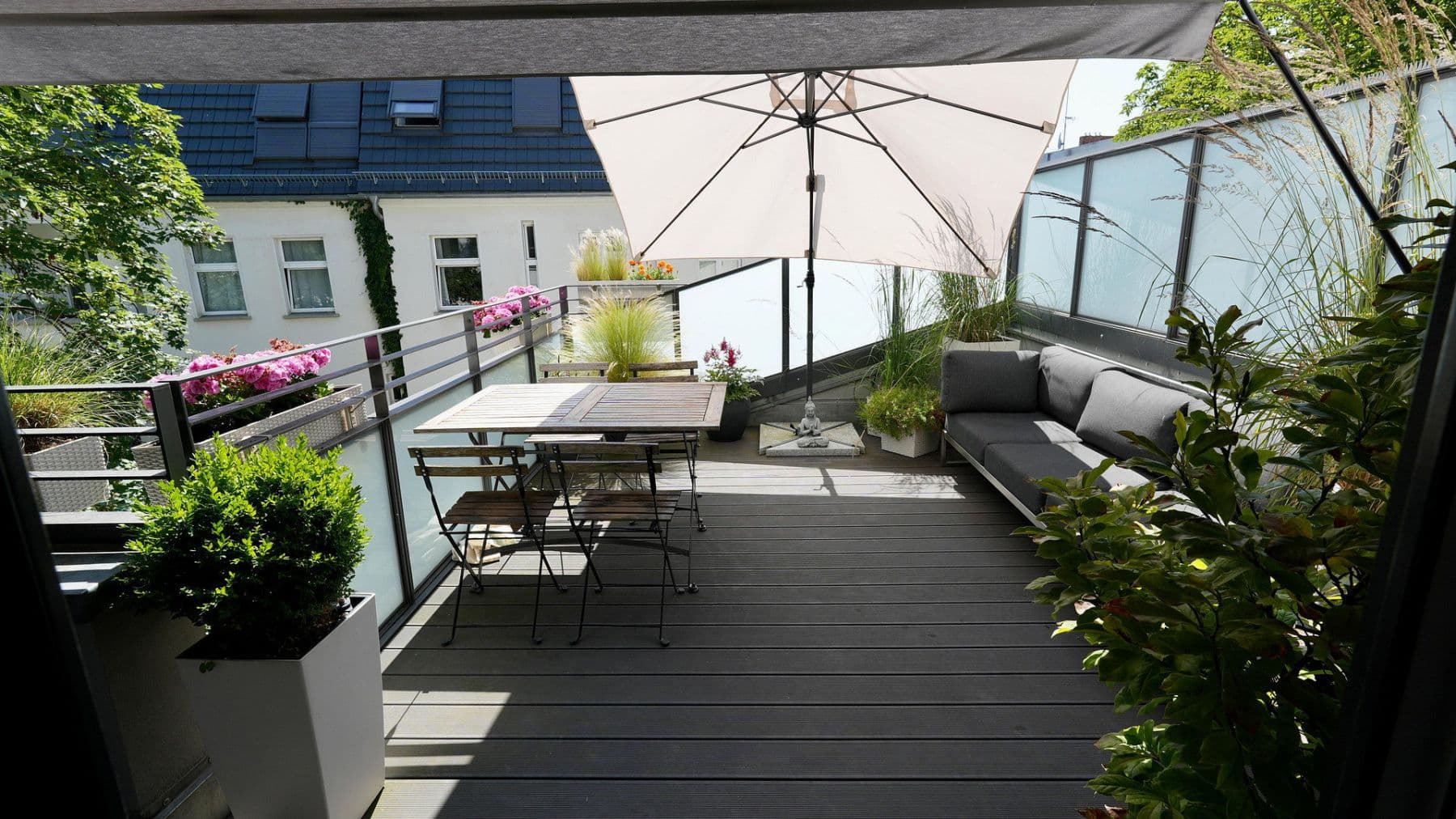 Prenájom bytu 4-izbový 102 m², Sonntagstr 28, Berlin, Berlín Prenájom bytu 4-izbový 102 m², Sonntagstr 28, Berlin, Berlín