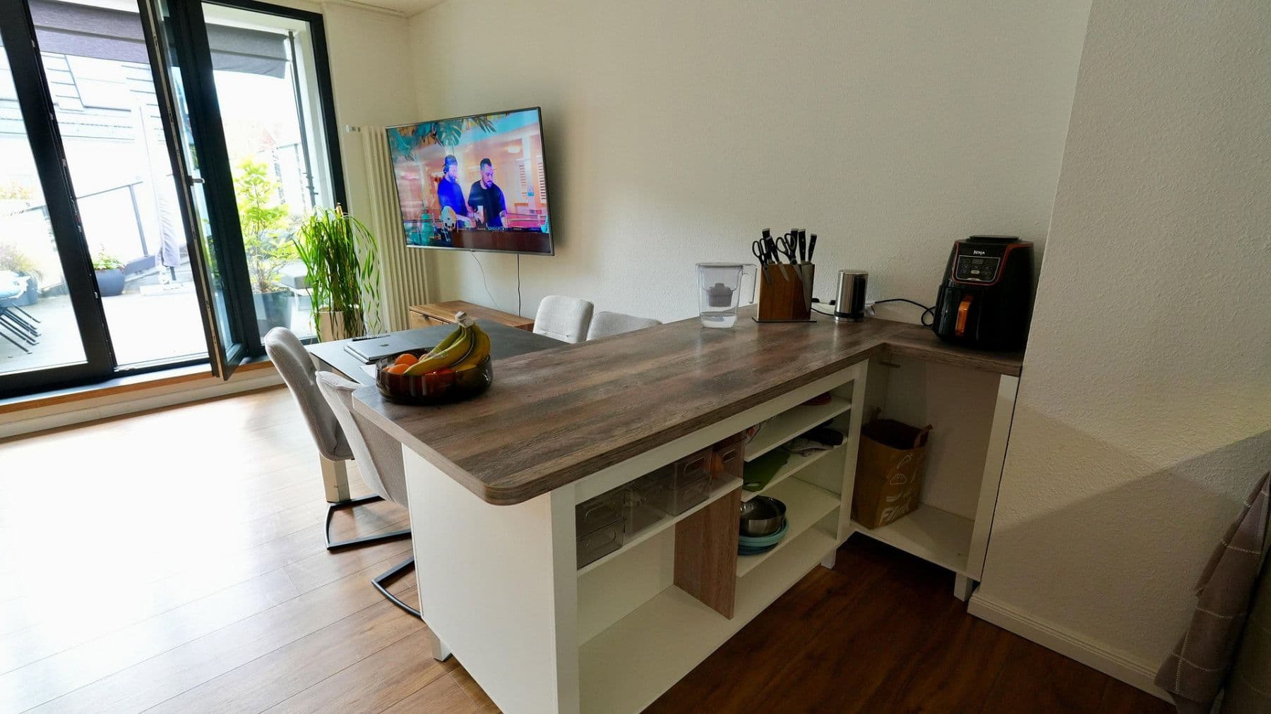 Prenájom bytu 4-izbový 102 m², Sonntagstr 28, Berlin, Berlín Prenájom bytu 4-izbový 102 m², Sonntagstr 28, Berlin, Berlín