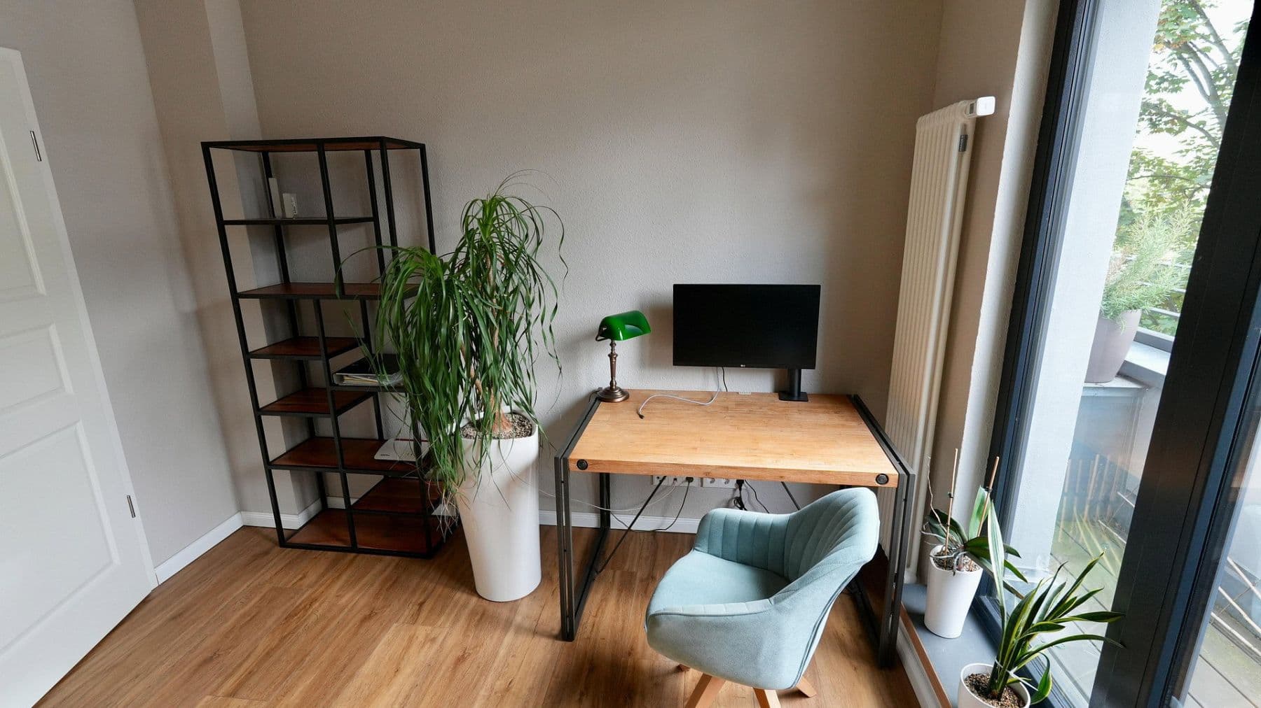 Prenájom bytu 4-izbový 102 m², Sonntagstr 28, Berlin, Berlín Prenájom bytu 4-izbový 102 m², Sonntagstr 28, Berlin, Berlín