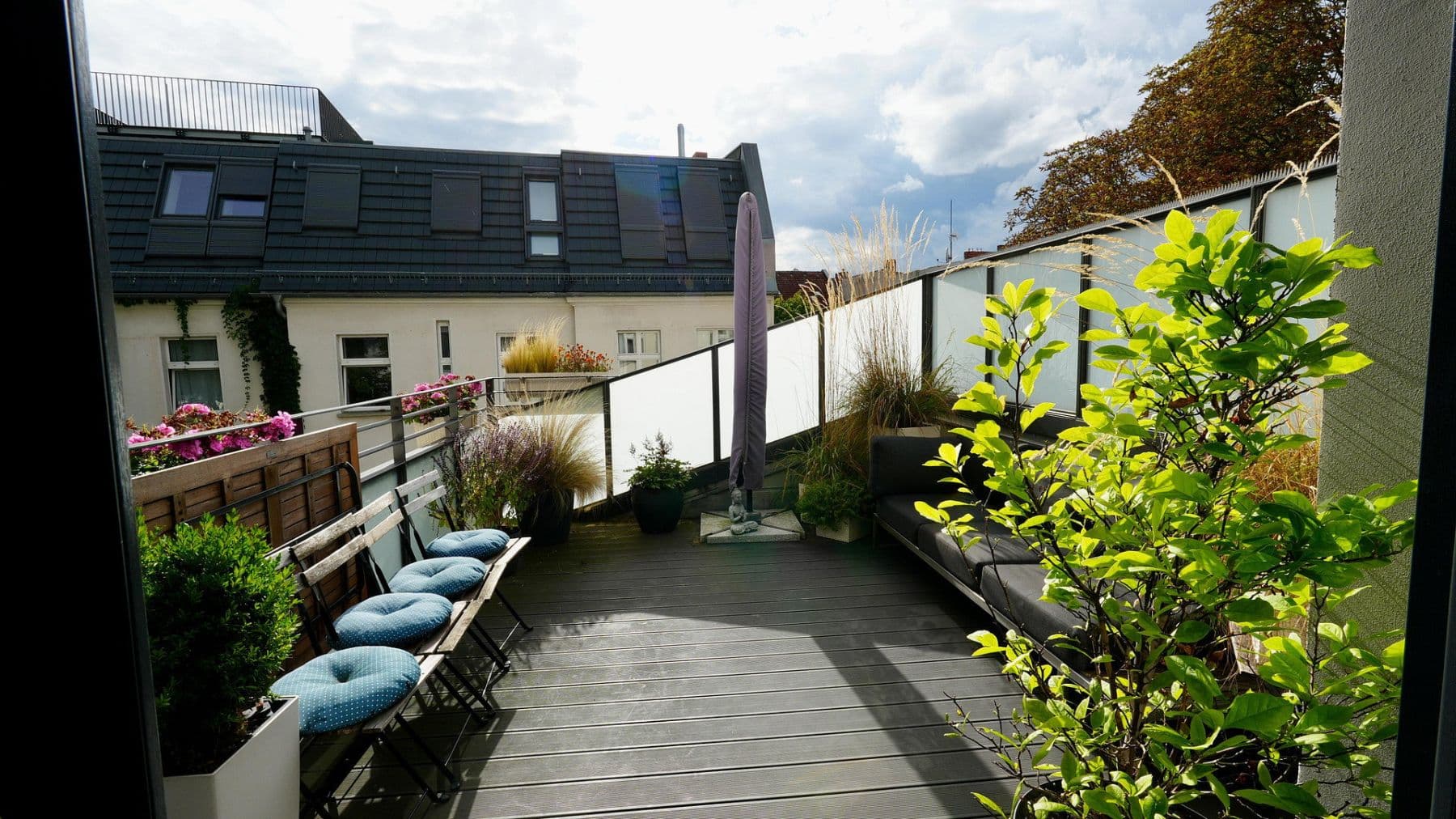 Prenájom bytu 4-izbový 102 m², Sonntagstr 28, Berlin, Berlín Prenájom bytu 4-izbový 102 m², Sonntagstr 28, Berlin, Berlín