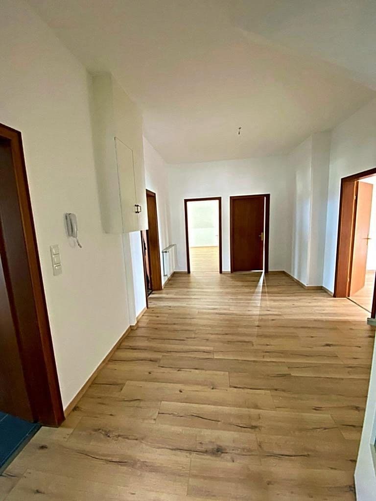 Prenájom bytu 3-izbový 120 m², Klosterstraße 19, Neuwied, Porýnie-Falcko Prenájom bytu 3-izbový 120 m², Klosterstraße 19, Neuwied, Porýnie-Falcko