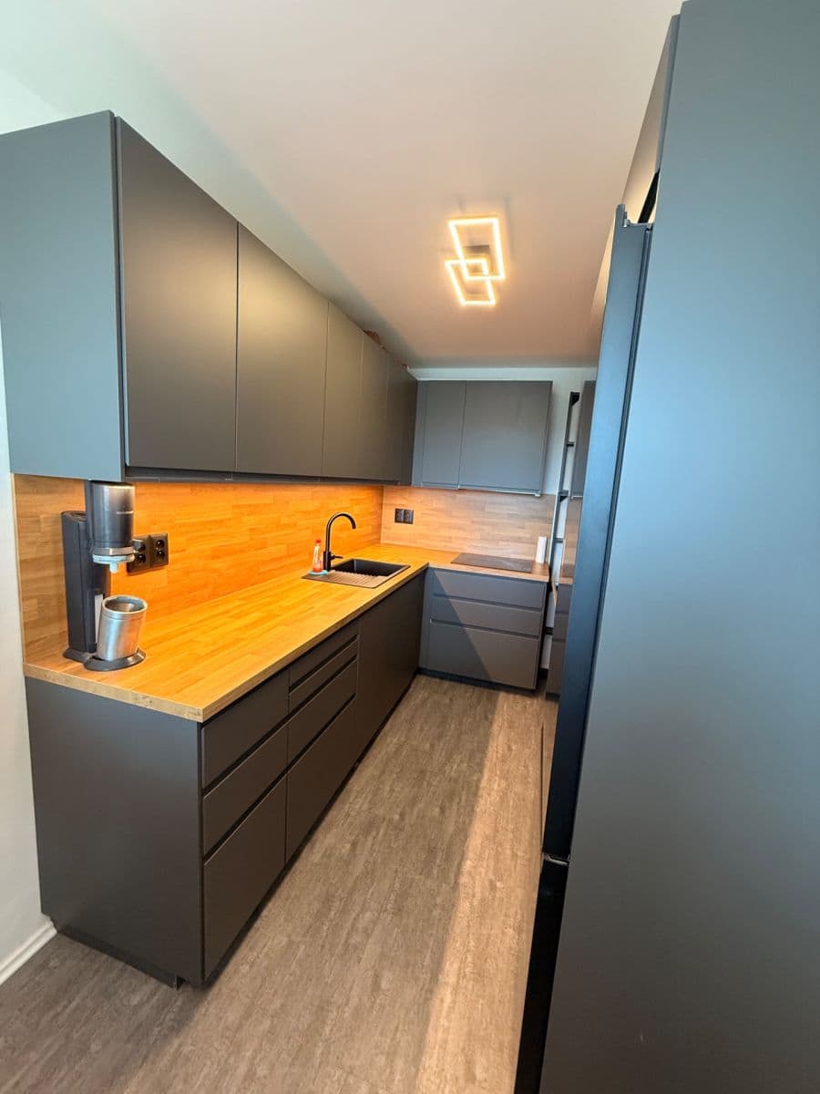 Prenájom bytu 2-izbový 46 m², Neustupného, Praha, Praha Prenájom bytu 2-izbový 46 m², Neustupného, Praha, Praha