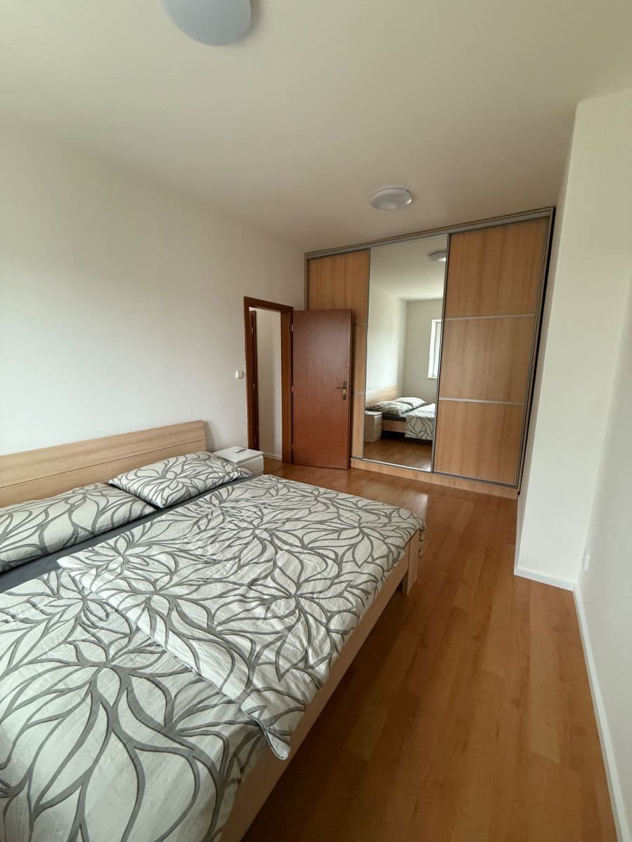 Prenájom bytu 2-izbový 68 m², Renneská třída, Brno, Jihomoravský kraj Prenájom bytu 2-izbový 68 m², Renneská třída, Brno, Jihomoravský kraj