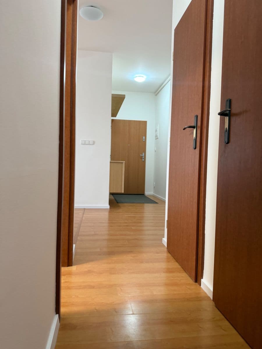 Prenájom bytu 2-izbový 68 m², Renneská třída, Brno, Jihomoravský kraj Prenájom bytu 2-izbový 68 m², Renneská třída, Brno, Jihomoravský kraj