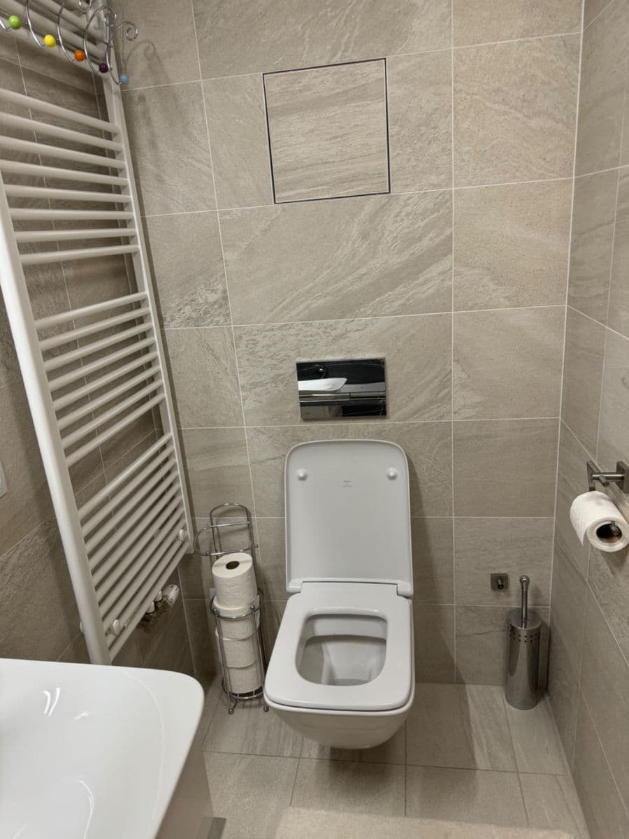 Prenájom bytu 2-izbový 60 m², Sanderova, Praha, Praha Prenájom bytu 2-izbový 60 m², Sanderova, Praha, Praha