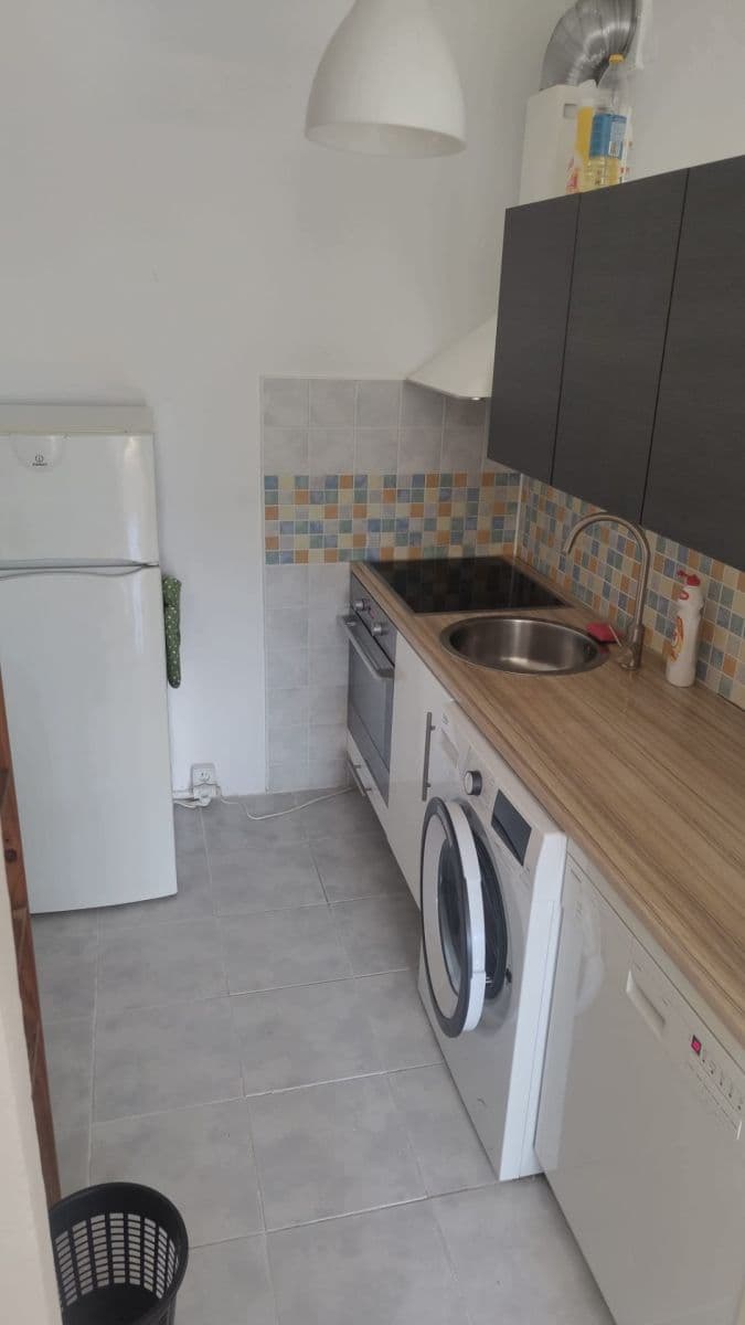 Prenájom bytu 2-izbový 47 m², Hrubého, Praha, Praha Prenájom bytu 2-izbový 47 m², Hrubého, Praha, Praha