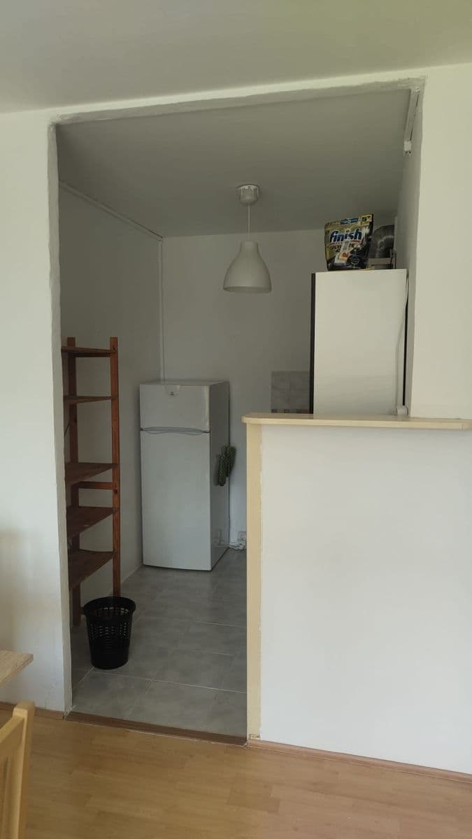 Prenájom bytu 2-izbový 47 m², Hrubého, Praha, Praha Prenájom bytu 2-izbový 47 m², Hrubého, Praha, Praha