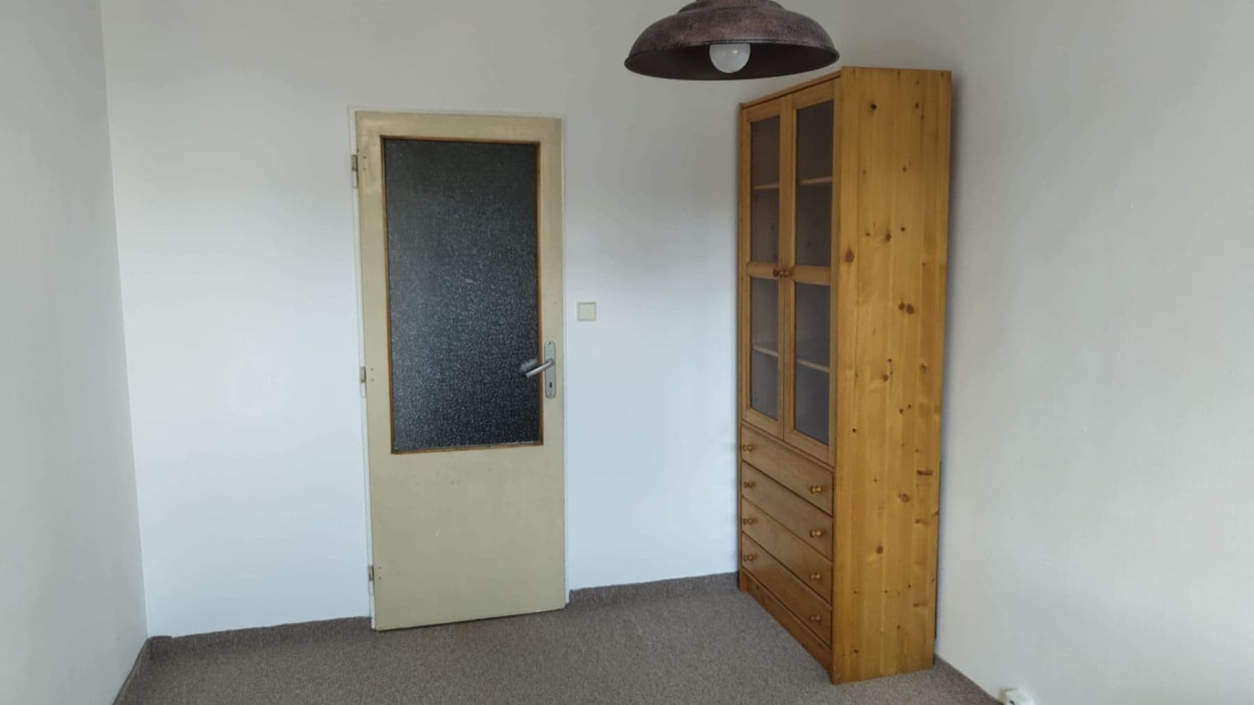Prenájom bytu 2-izbový 47 m², Hrubého, Praha, Praha Prenájom bytu 2-izbový 47 m², Hrubého, Praha, Praha