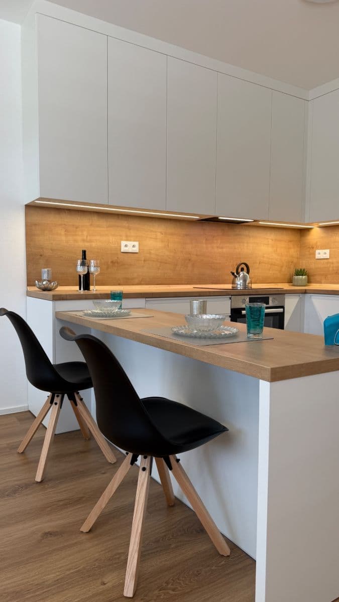 Prenájom bytu 1-izbový 52 m², Ořechová, Ivančice, Jihomoravský kraj Prenájom bytu 1-izbový 52 m², Ořechová, Ivančice, Jihomoravský kraj